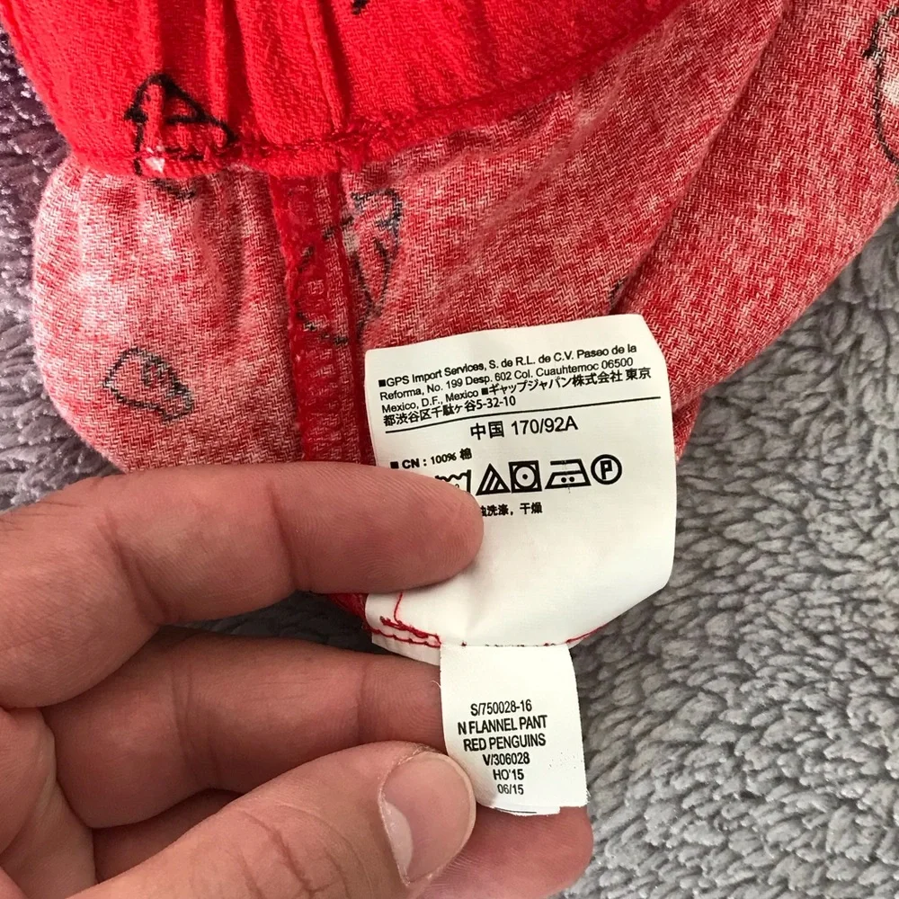 Old Navy Men’s Red Penguins Pajama Pant